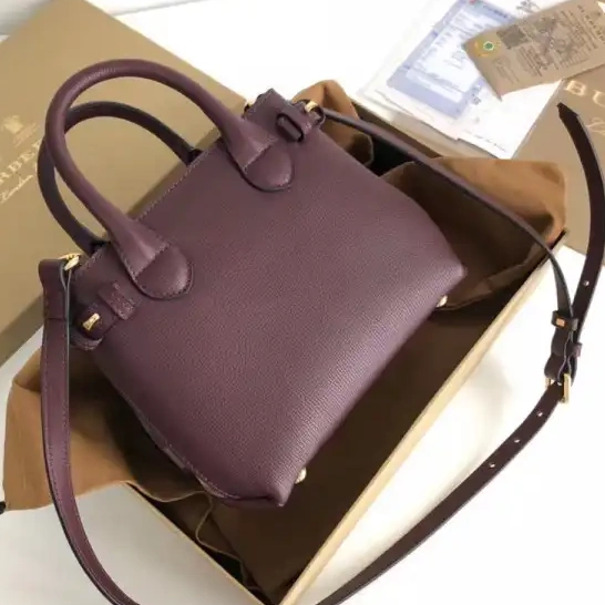 Official FirstBag Ru Baby Banner and House Burberry in The Check Leather 0526